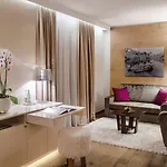 Hotel Giardino Mountain St. Moritz