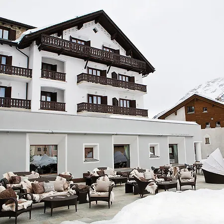 Hotell Giardino Mountain